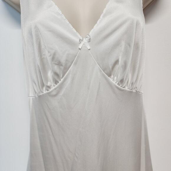 Vintage Vanity Fair Tricot Nylon Slip Nightgown Size 36 S Ivory Midi V-neck Bow - Picture 11 of 16